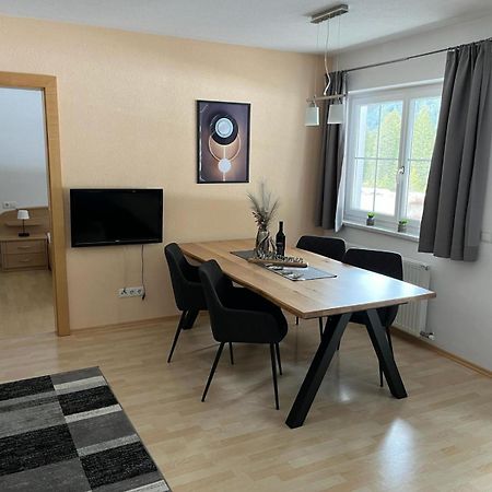 Ferienwohnung Hoellrigl Sankt Leonhard im Pitztal Bagian luar foto