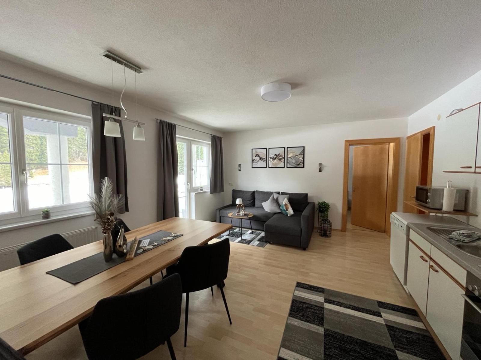 Ferienwohnung Hoellrigl Sankt Leonhard im Pitztal Bagian luar foto