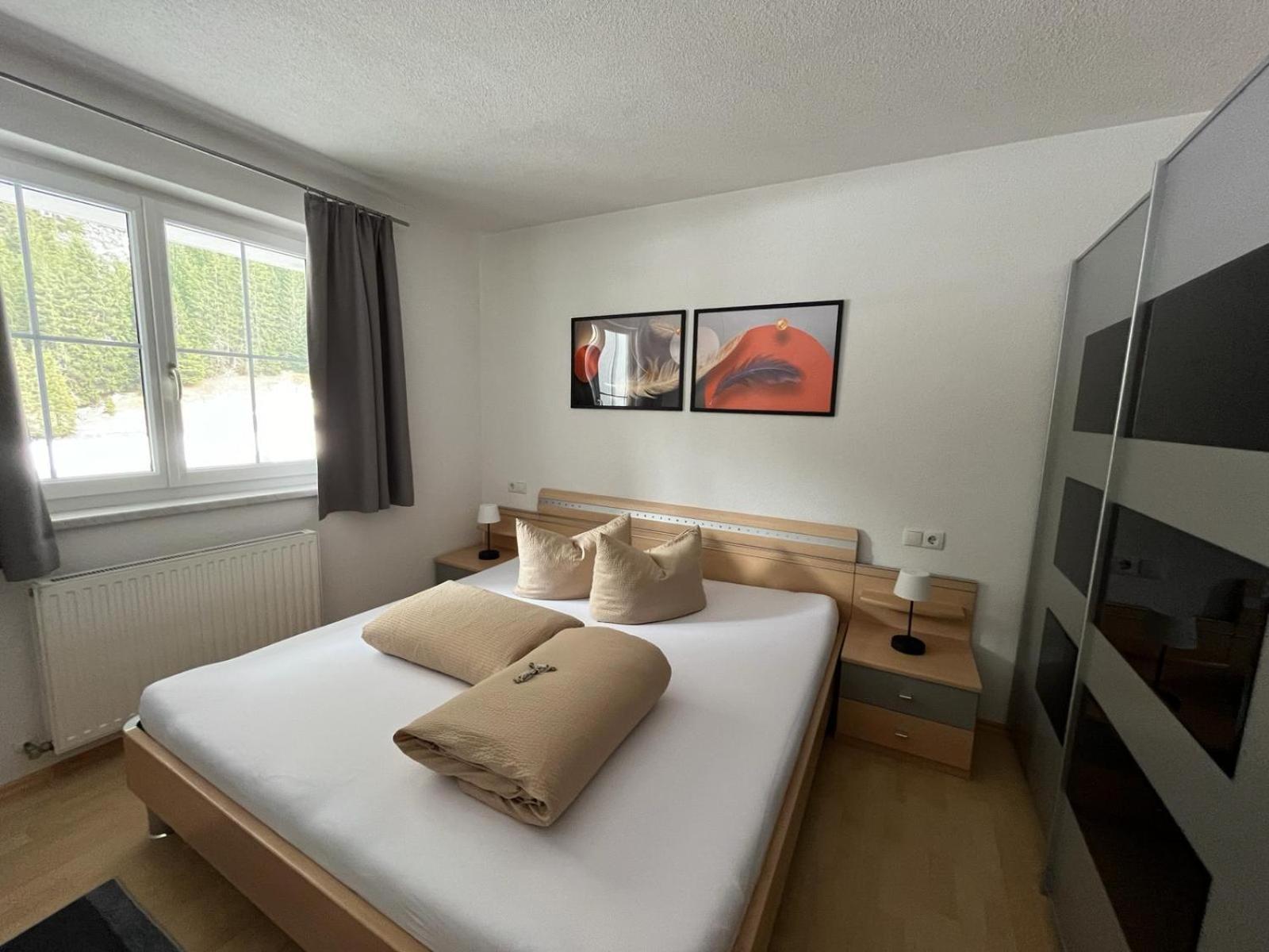 Ferienwohnung Hoellrigl Sankt Leonhard im Pitztal Bagian luar foto